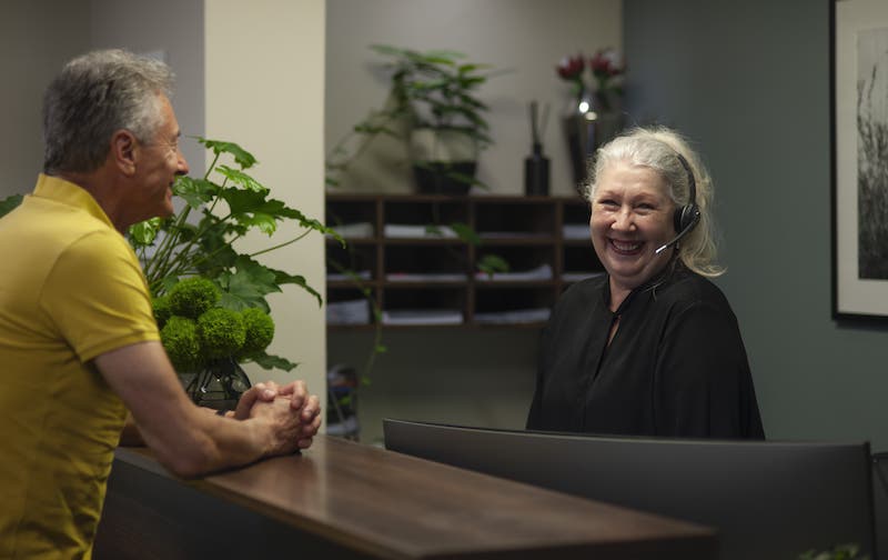 Annette-Cawood-Receptionist-Dr-Dory-Neu-Ner